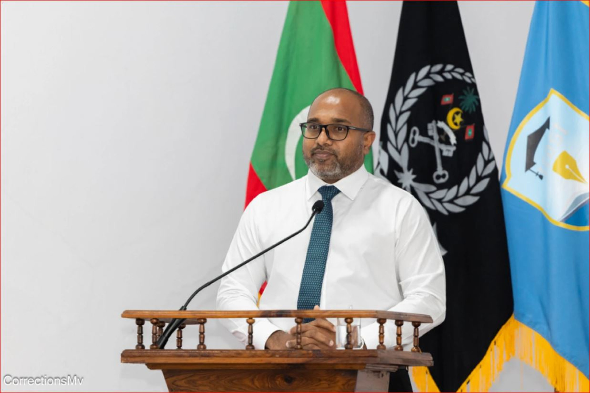 މުވައްސަސާގެ ކުރިއެރުމާއި ލާބަޔަށް މަސައްކަތްކުރުމަށް ވަޒީރު އެދިވަޑައިގެންފި