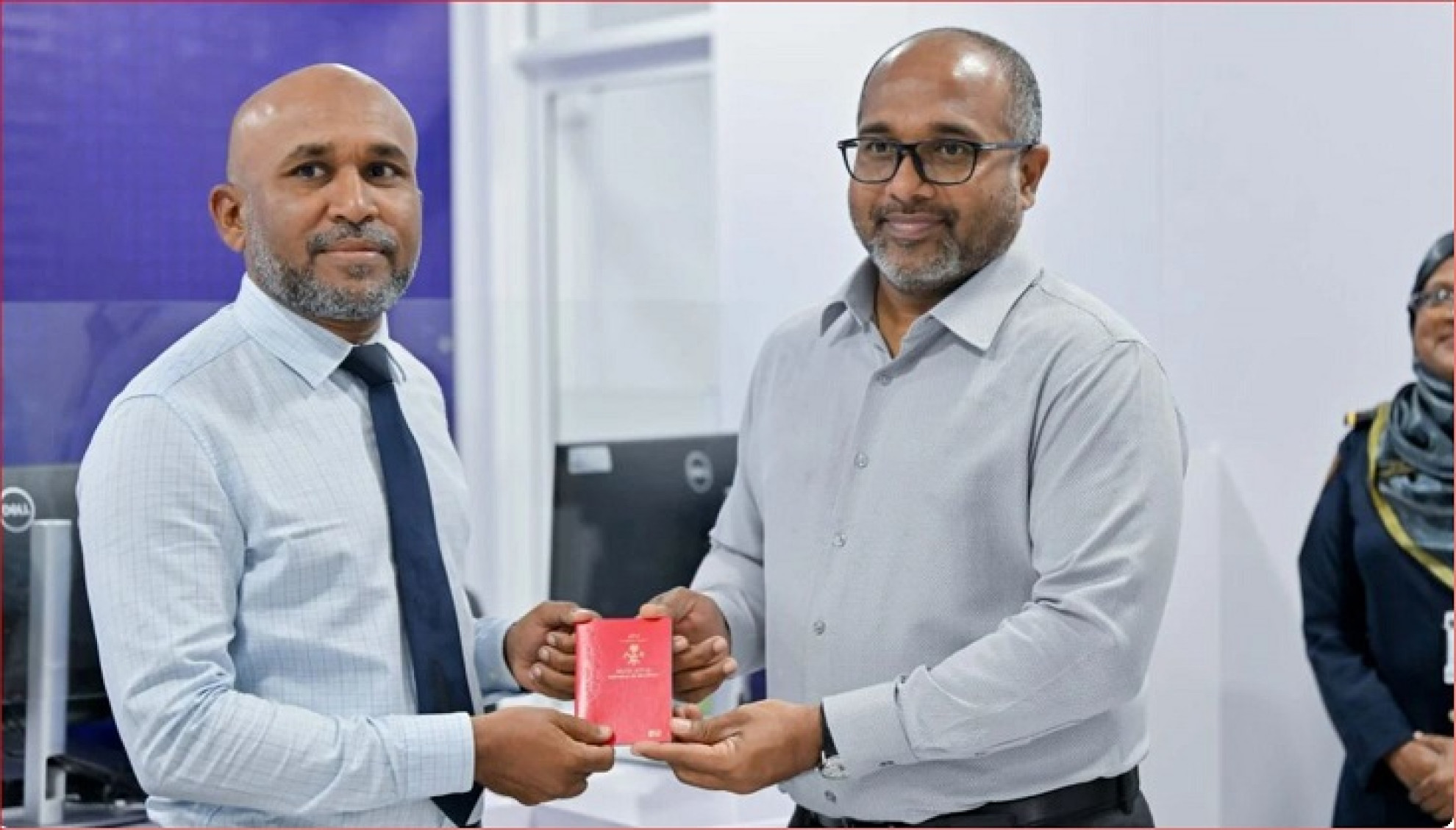 އޭދަފުށީގައިވެސް އިމިގްރޭޝަންގެ އޮފީހެއް ހުޅުވައި ޕާސްޕޯޓުގެ ޚިދުމަތް ފަށައިފި