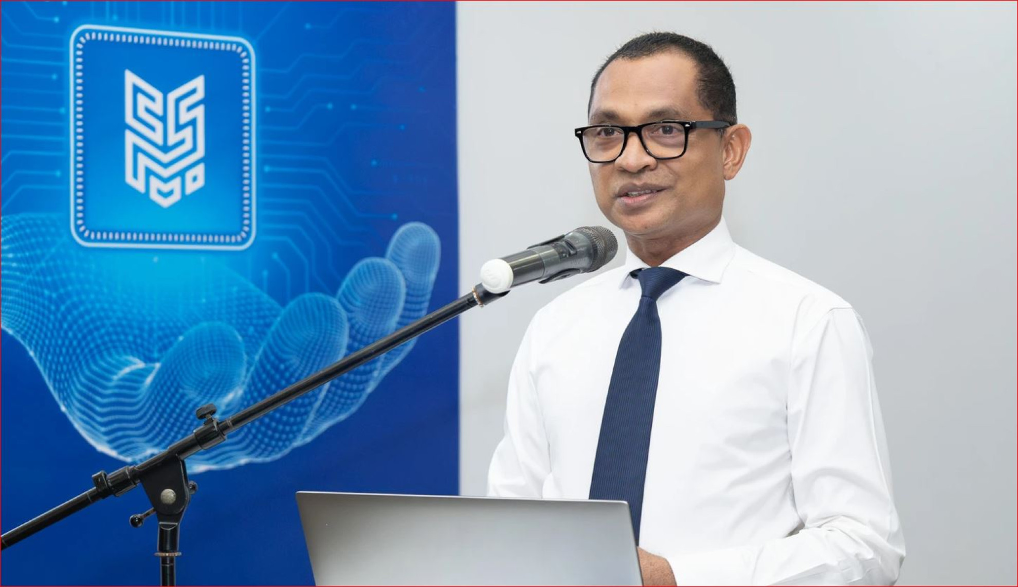 ސައިބަރ ސެކިއުރިޓީ ސިމްޕޯޒިއަމްގެ ސަބަބުން ޖިޓަލް ޓްރާންސްފޮމޭޝަން މަޝްރޫޢަށް އެހީ ވެދޭނެ: ޑރ. ކިނާނަތު
