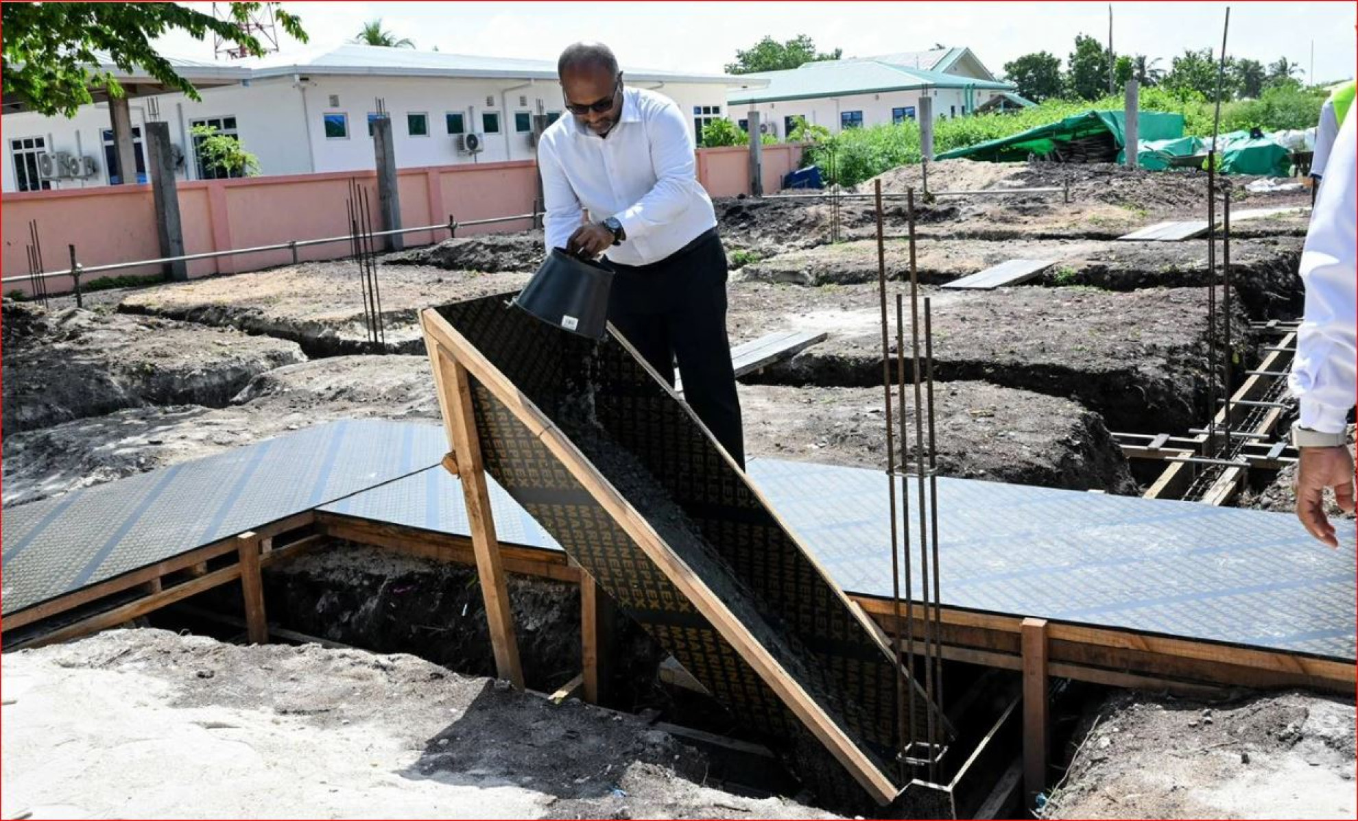 ނ. ނޫމަރާގައި އަލަށް އިމާރާތްކުރާ ފުލުހުންގެ މަރުކަޒުގެ އަމަލީ މަސައްކަތް ފަށައިފި