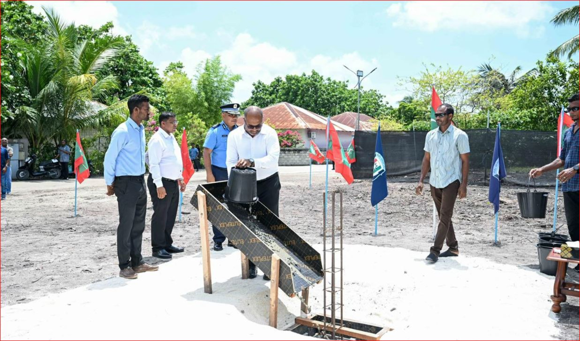 ކަނޑިތީމުގައި އަލަށް އިމާރާތްކުރާ ފުލުހުންގެ މަރުކަޒުގެ އަމަލީ މަސައްކަތްވެސް ފަށައިފި