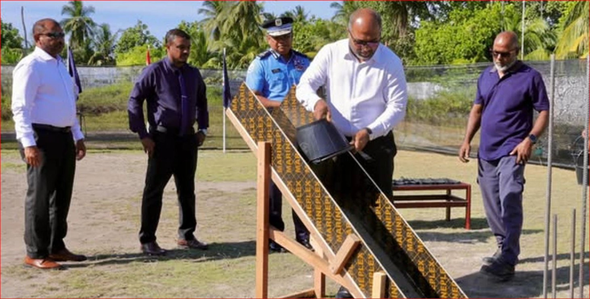 އޮމަދޫ އަދި ވޭމަންޑޫގައި އަލަށް އިމާރާތްކުރާ ފުލުހުންގެ މަރުކަޒުގެ އަމަލީ މަސައްކަތް ފަށައިފި