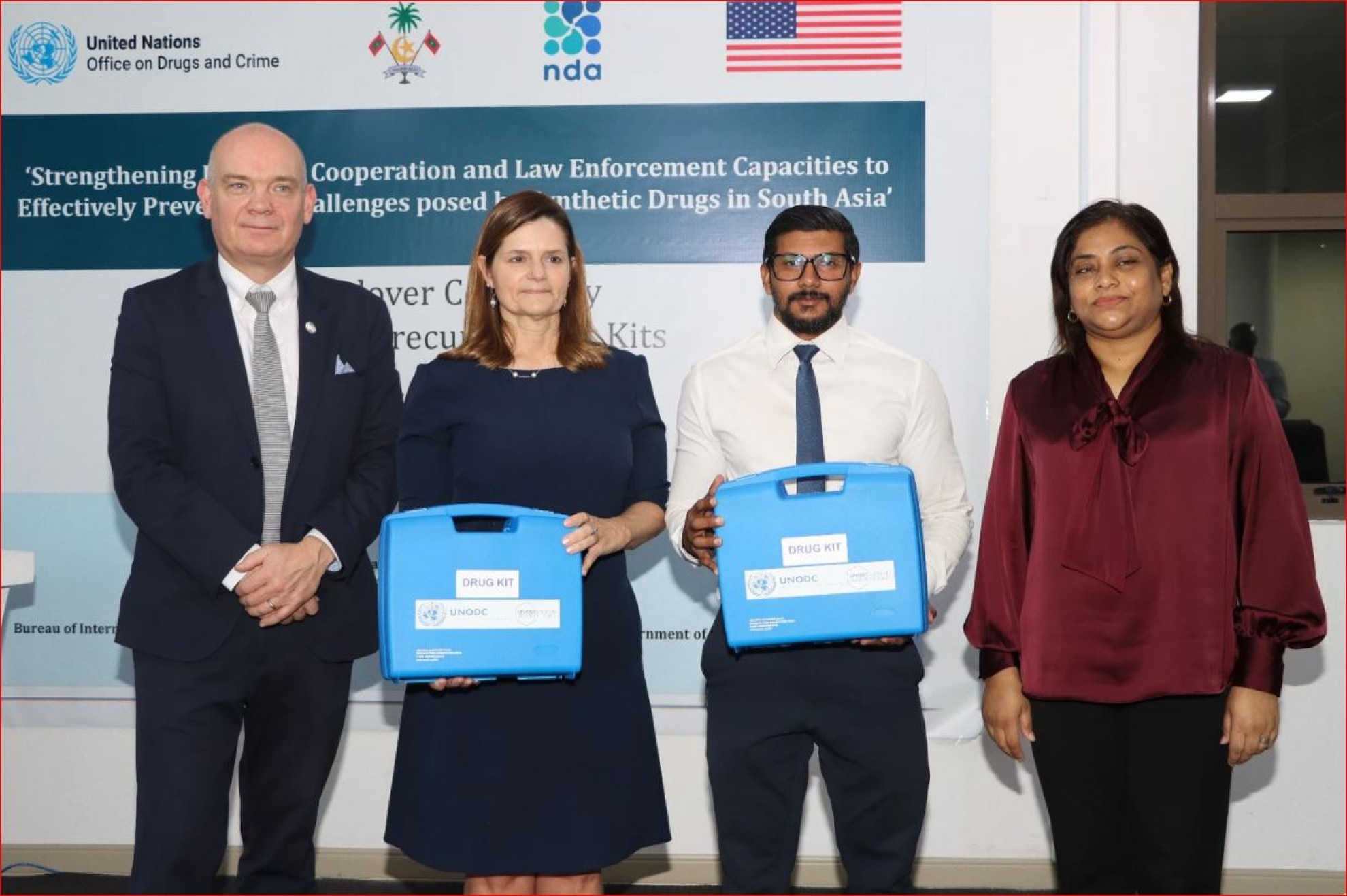 ޔޫއެންއޯޑީސީގެ ފަރާތުން އެންޑީއޭއަށް ޑްރަގް ޓެސްޓް ކިޓްތަކެއް ހަދިޔާކޮށްފި